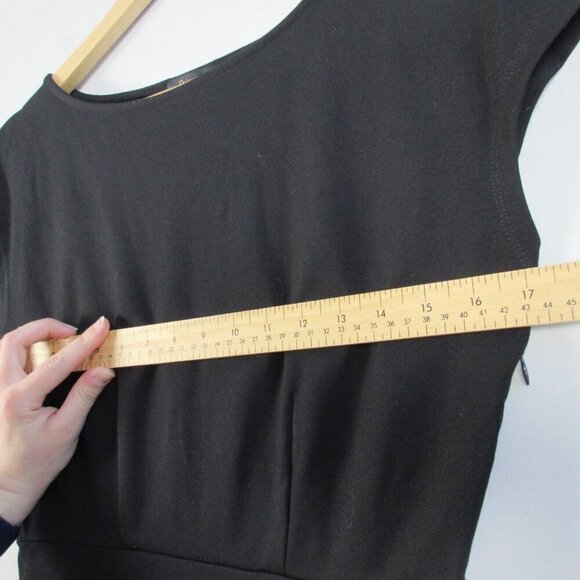 Quince Ultra Stretch Ponte Cap Sleeve Dress S Black Rayon Mini Career Office 414 - Picture 10 of 13